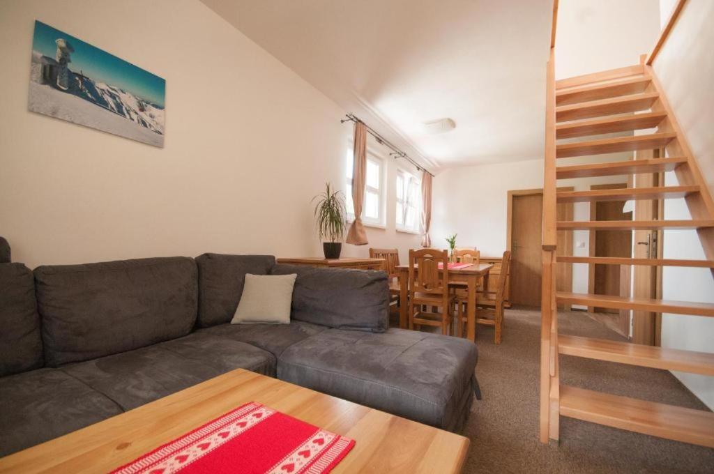 Apartmany Biela Put - Jasna Nr. 12 เดมานอฟสกา โดลินา ภายนอก รูปภาพ